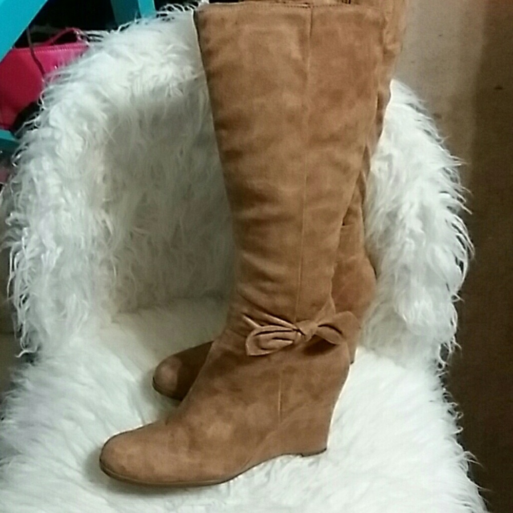 👍🔥🥰 Wedge boots 👢8.5
